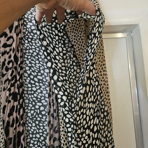 Umgee Boutique Long Length Animal Print Kimono 1/2X - Picture 6 of 9